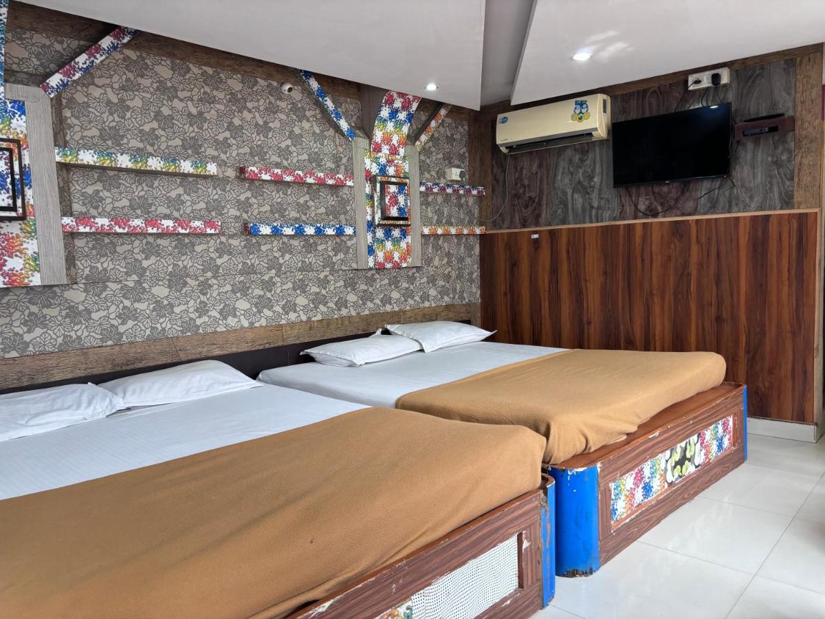 Hotel Raj Empire Мисор Екстериор снимка