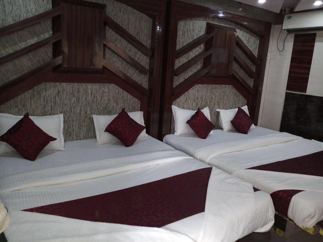 Hotel Raj Empire Мисор Екстериор снимка